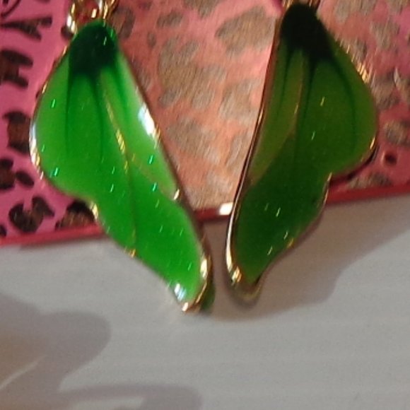 Beautiful GREEN BUTTERFLIES Ncklace & Earrings SET Sparkly Shades o Green Enamel - Picture 5 of 5